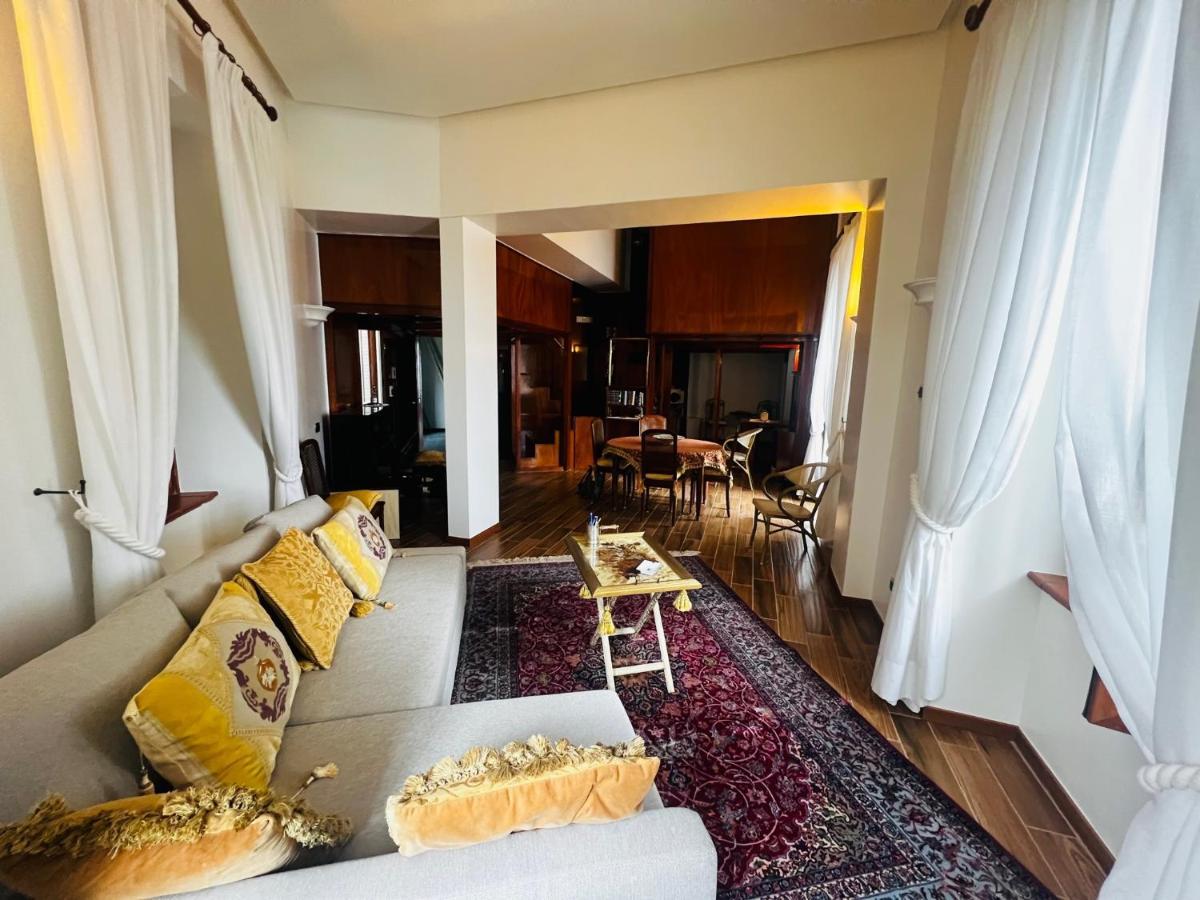 شقة Residenza Borgo Marinaro نابولي المظهر الخارجي الصورة